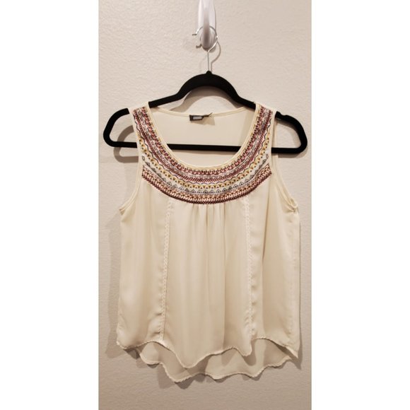 Anthropologie Tops - THML Ivory Boho Embroidered Tank Top